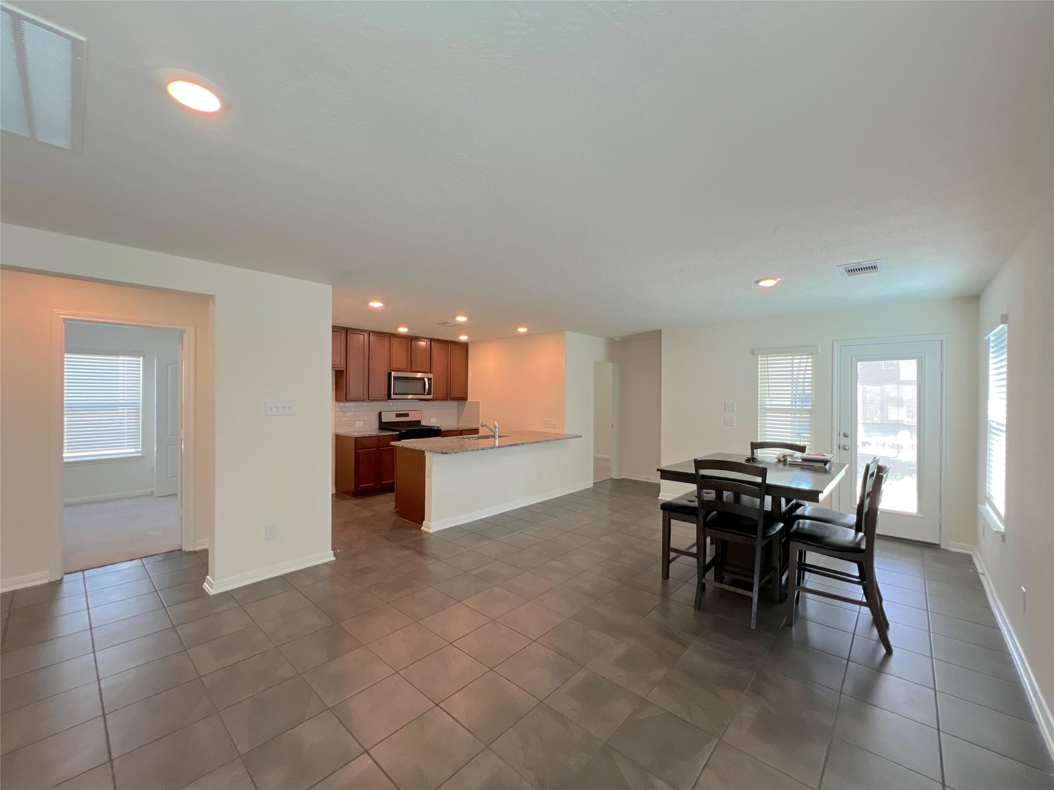 7111 Escondido Drive