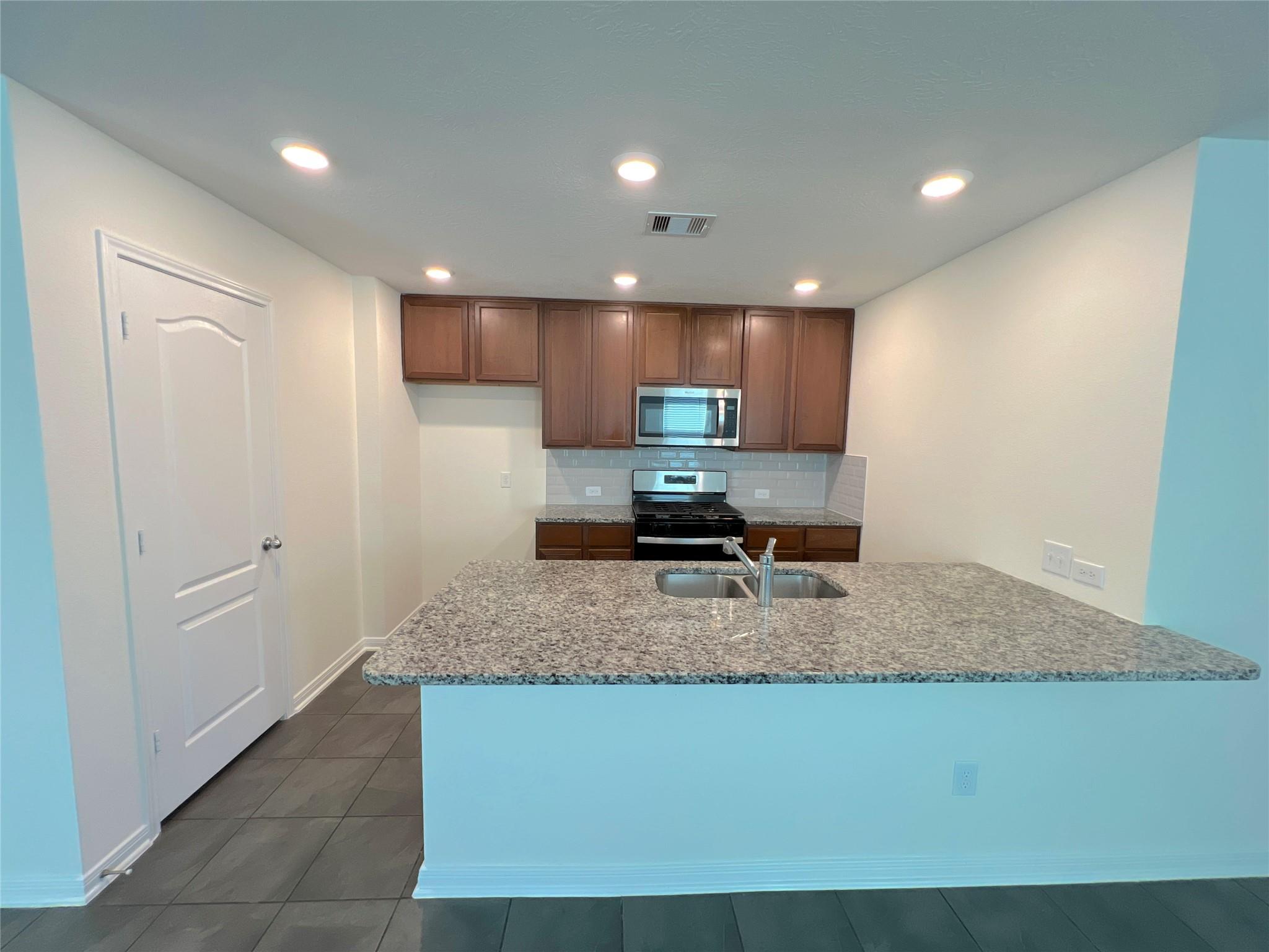 7111 Escondido Drive