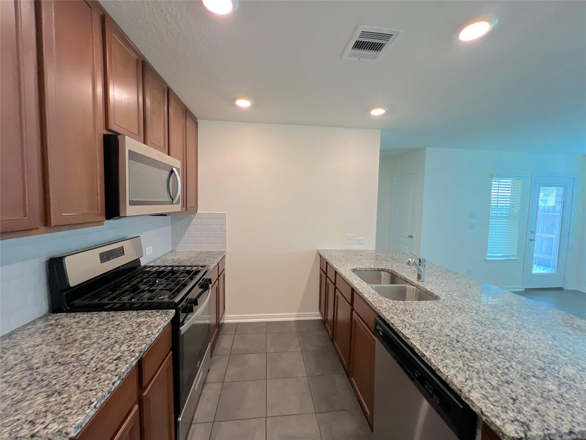 7111 Escondido Drive