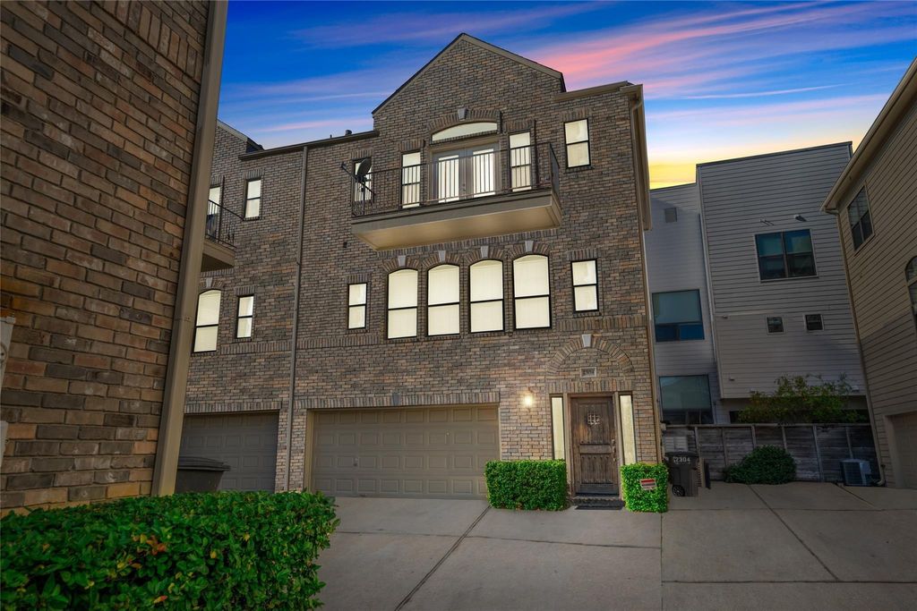 Photo of 2304 Jackson Street, Houston, TX 77004 (MLS # 13969394)