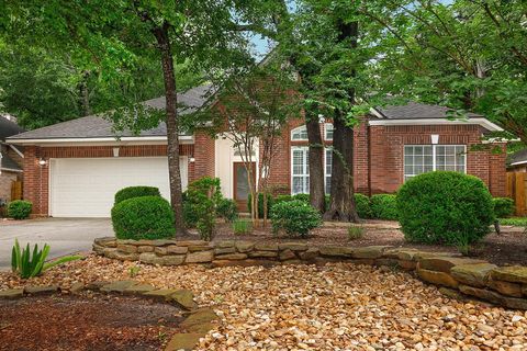 Photo of 203 S Brooksedge Circle, The Woodlands, TX 77382 (MLS # 44569840)