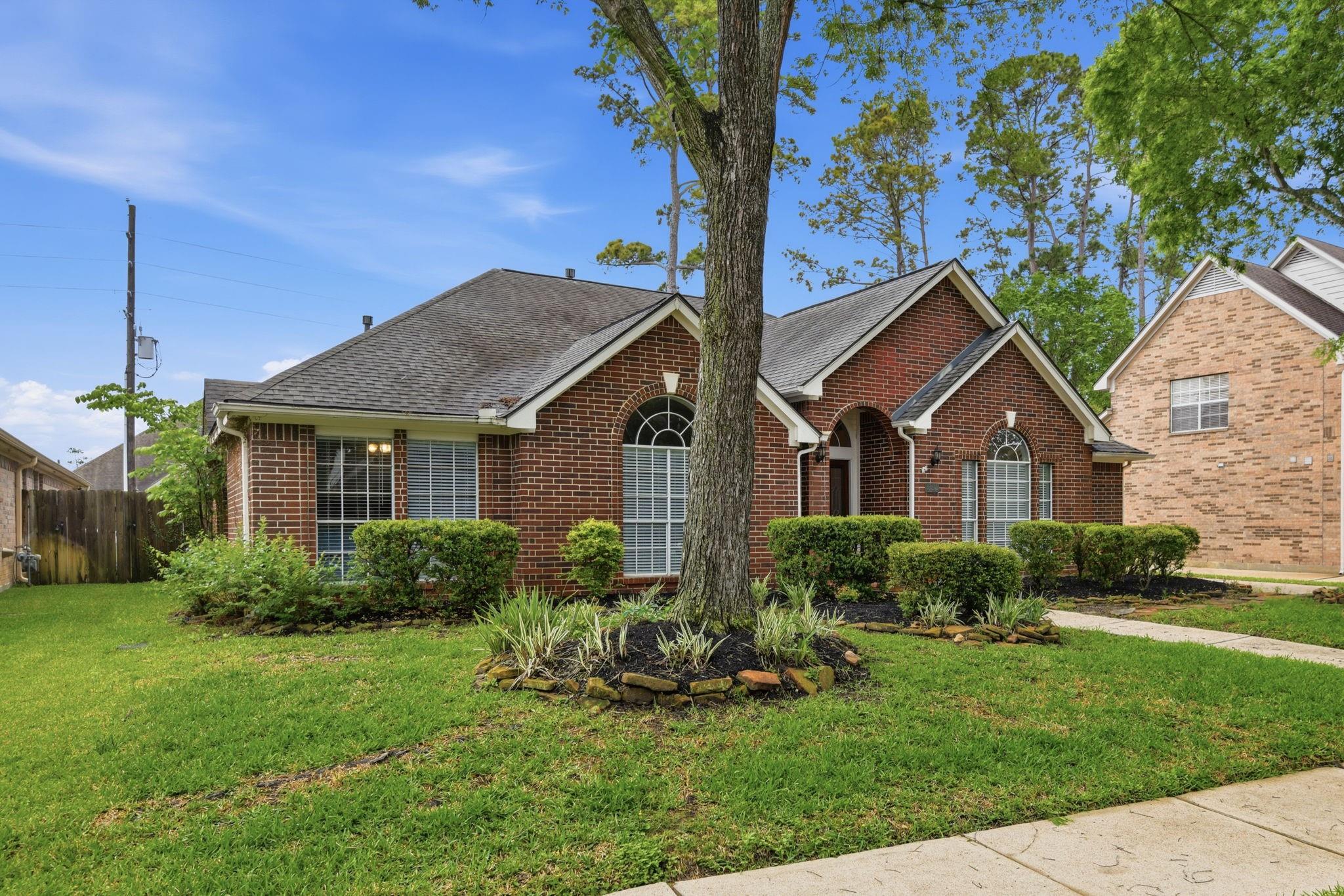 13815 Wetherfield Lane