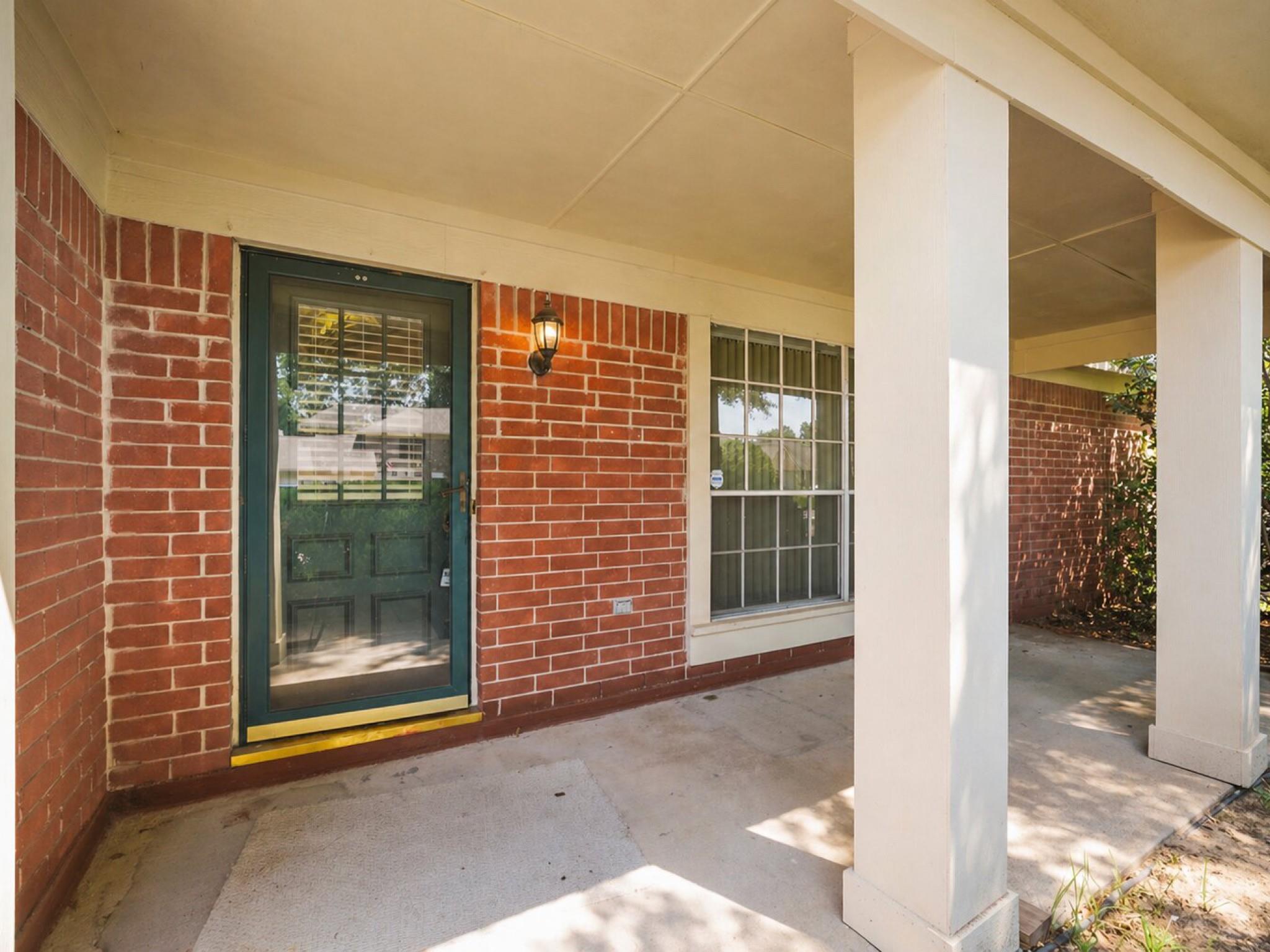 18142 Lake Bend Drive