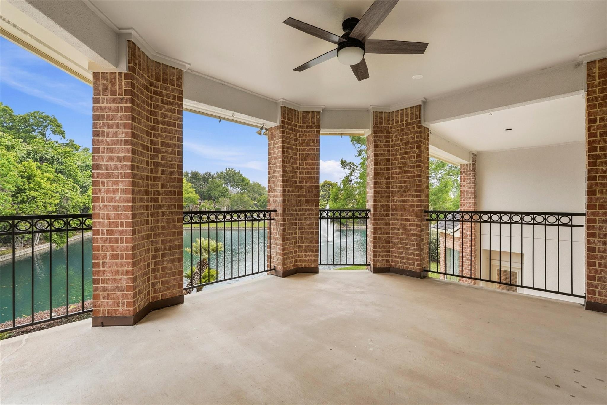 Sugar Land, Texas, 77479, United States, 5 Bedrooms Bedrooms, ,5 BathroomsBathrooms,Residential,Active,2044557