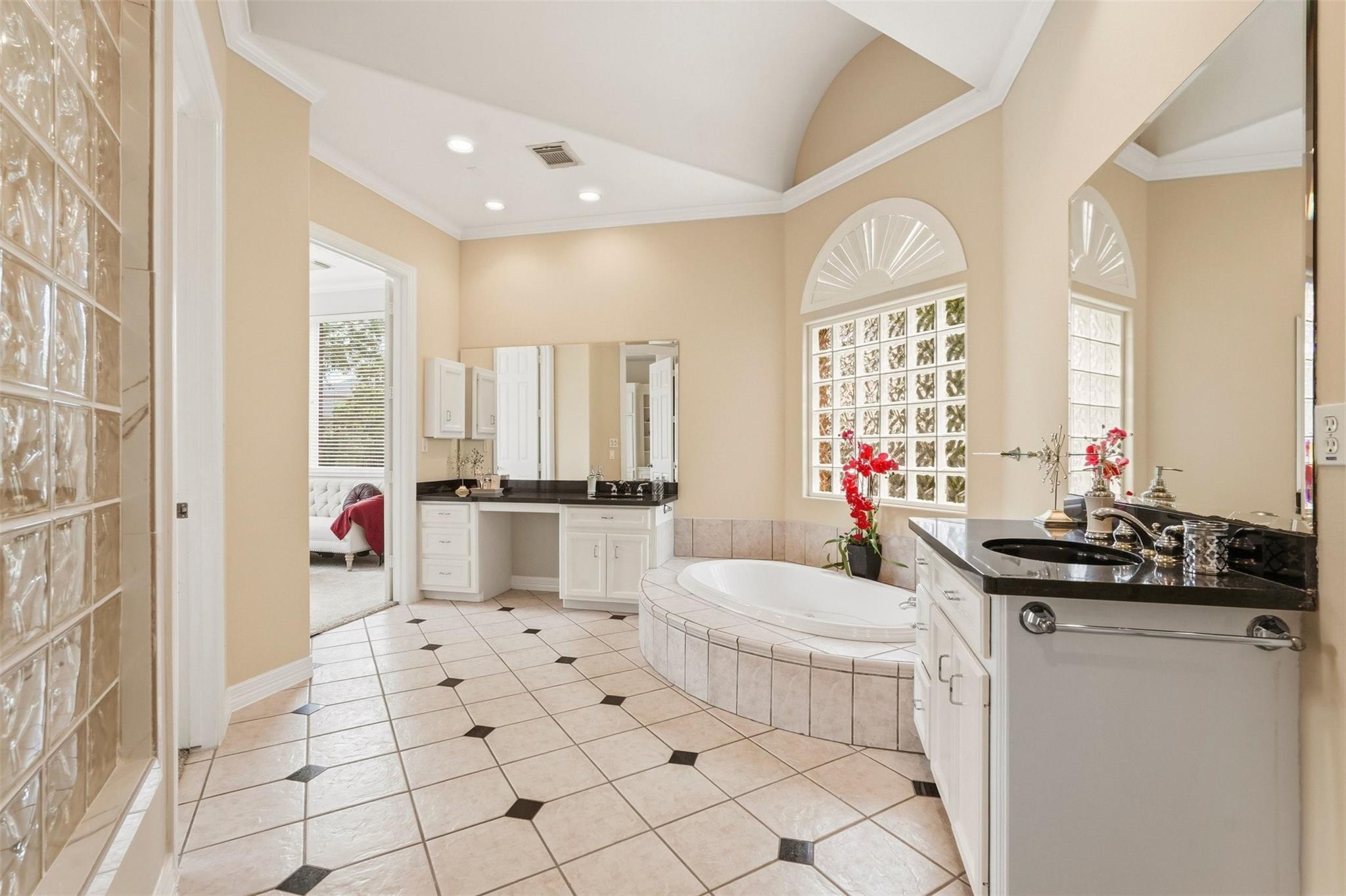 Sugar Land, Texas, 77479, United States, 5 Bedrooms Bedrooms, ,5 BathroomsBathrooms,Residential,Active,2044557