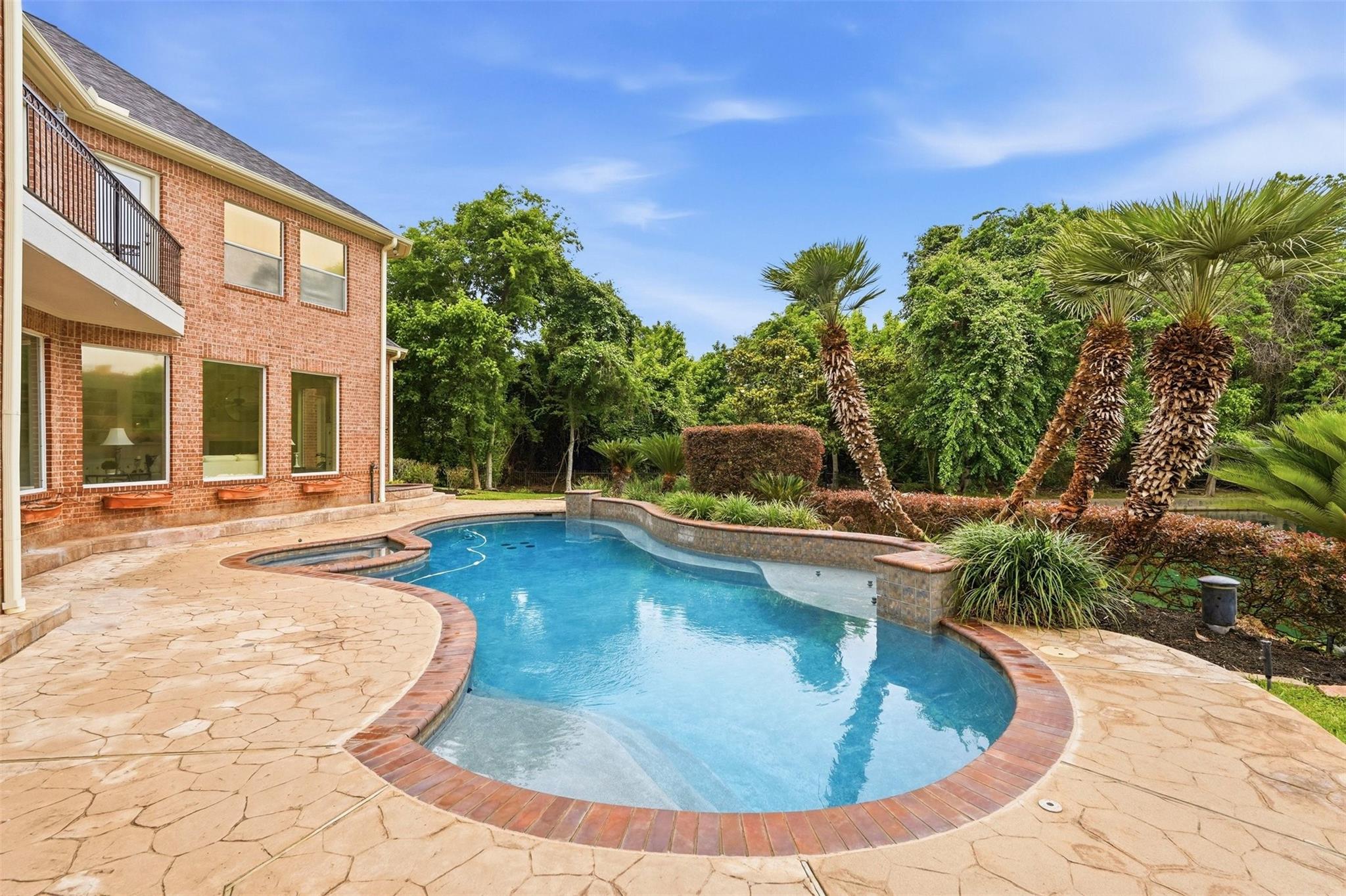 Sugar Land, Texas, 77479, United States, 5 Bedrooms Bedrooms, ,5 BathroomsBathrooms,Residential,Active,2044557