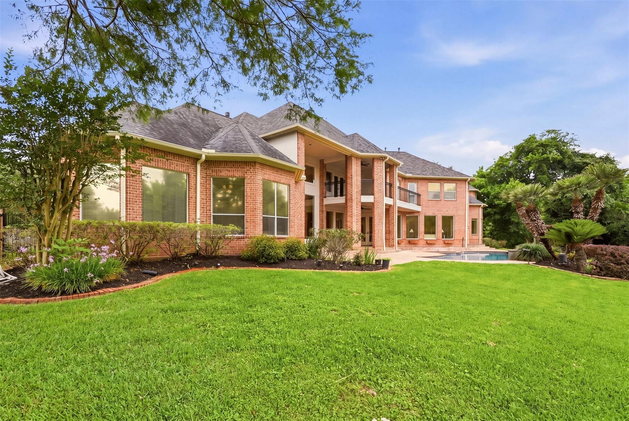 Sugar Land, Texas, 77479, United States, 5 Bedrooms Bedrooms, ,5 BathroomsBathrooms,Residential,Active,2044557
