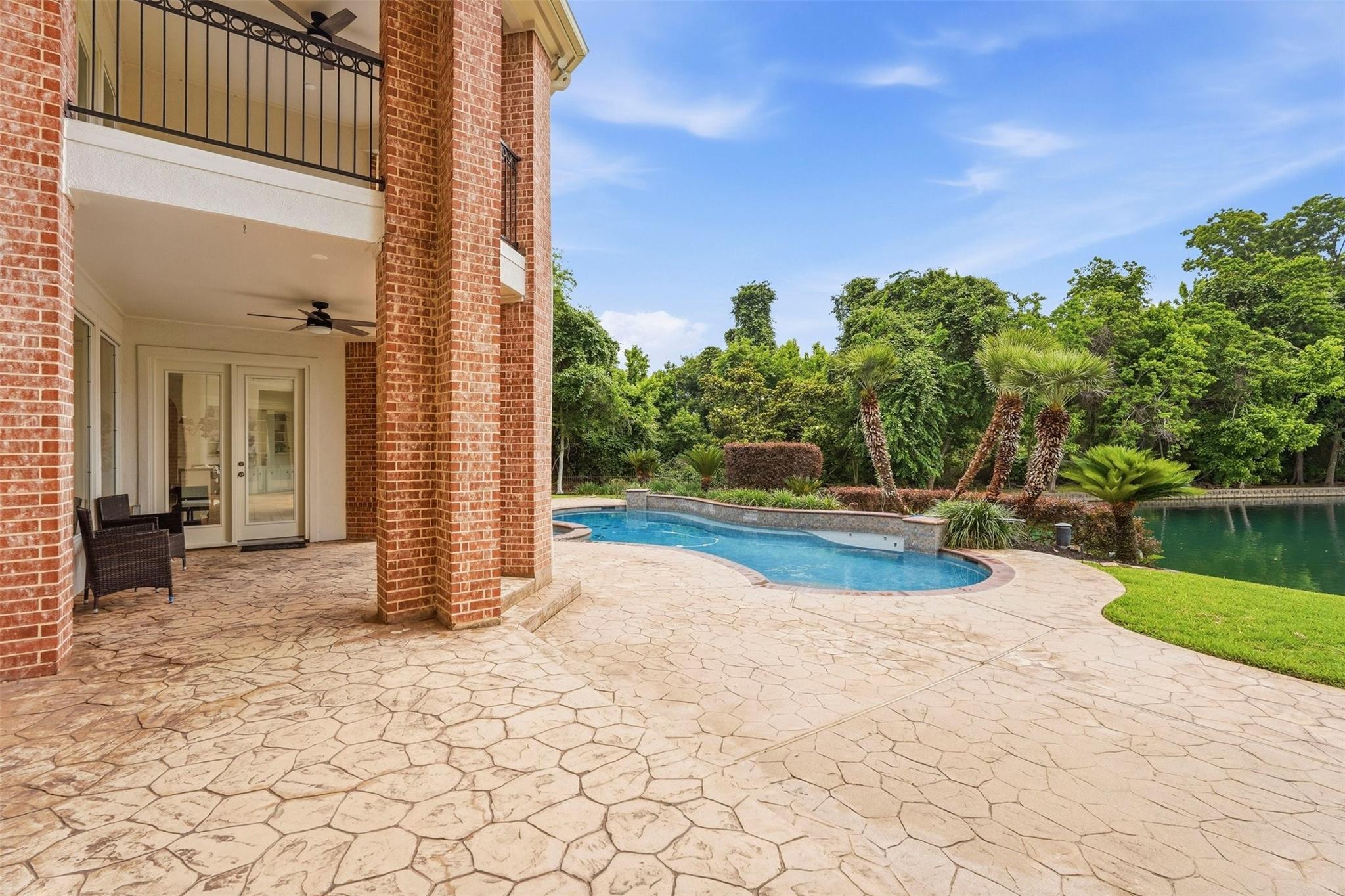 Sugar Land, Texas, 77479, United States, 5 Bedrooms Bedrooms, ,5 BathroomsBathrooms,Residential,Active,2044557