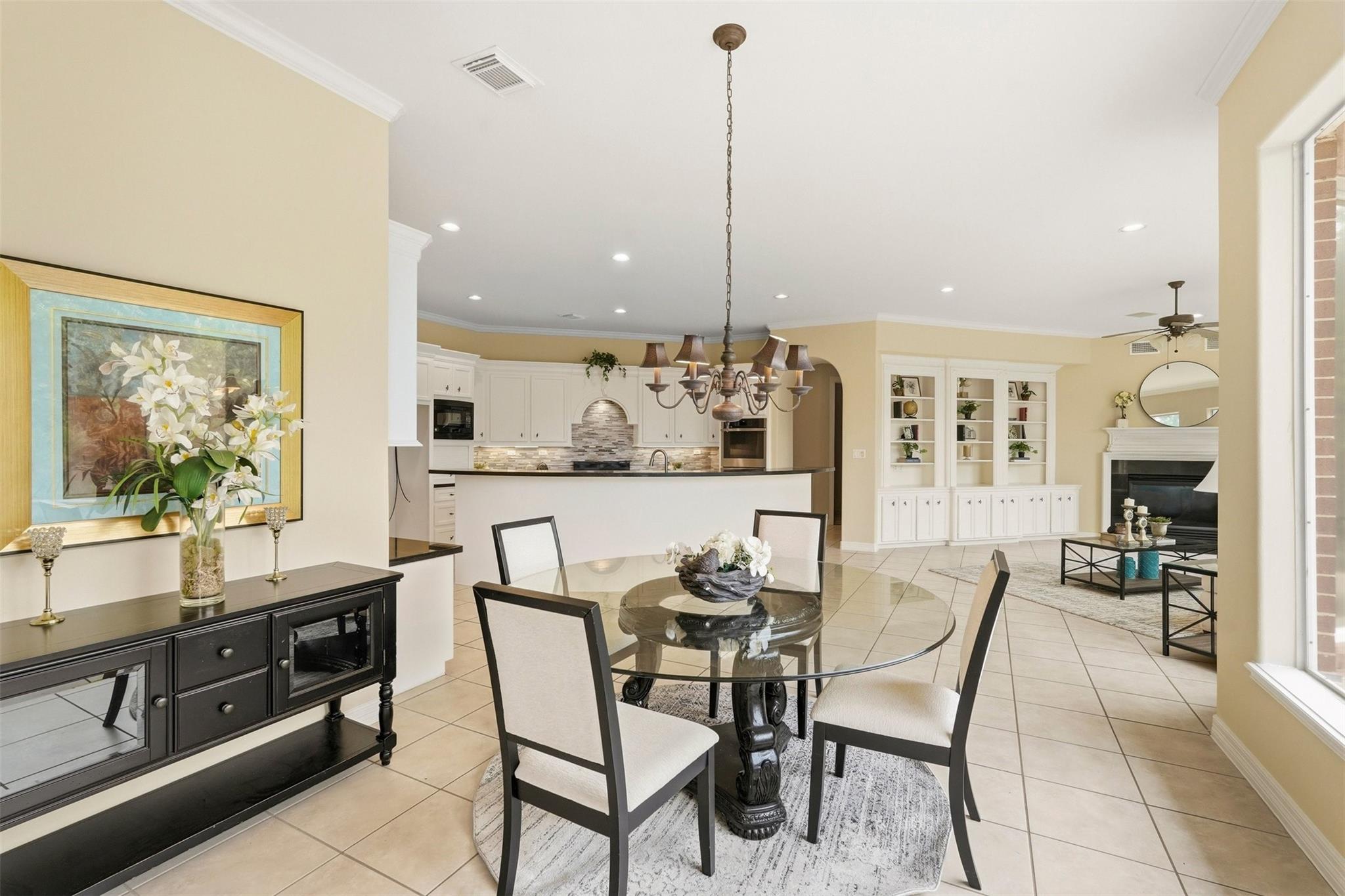 Sugar Land, Texas, 77479, United States, 5 Bedrooms Bedrooms, ,5 BathroomsBathrooms,Residential,Active,2044557