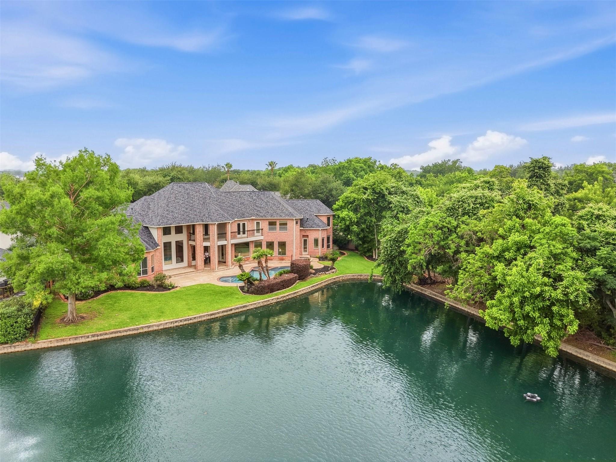 Sugar Land, Texas, 77479, United States, 5 Bedrooms Bedrooms, ,5 BathroomsBathrooms,Residential,Active,2044557