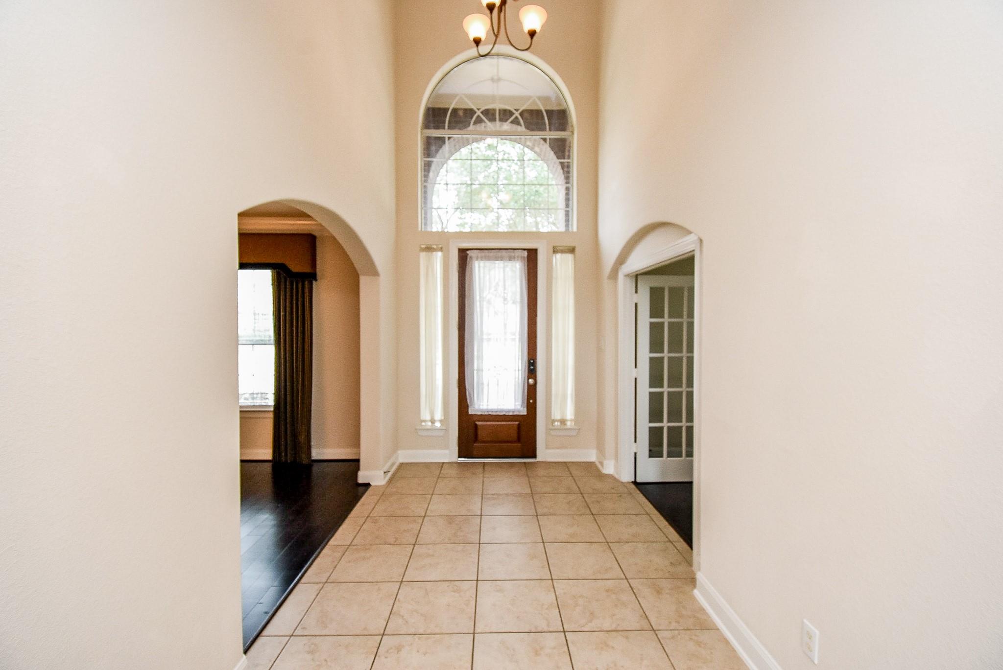 6023 Gatewood Manor Drive