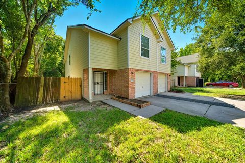 Photo of 3116 Bolt Street, Houston, TX 77051 (MLS # 30270180) Photo of 3116 Bolt Street, Houston, TX 77051 (MLS # 30270180)