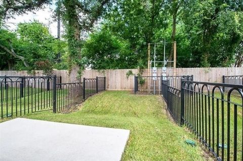 Tiny photo for 3249 Real St, Unit A St, Houston, TX 77087 (MLS # 59002143)