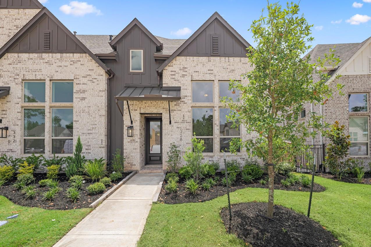 328 Fields Lane