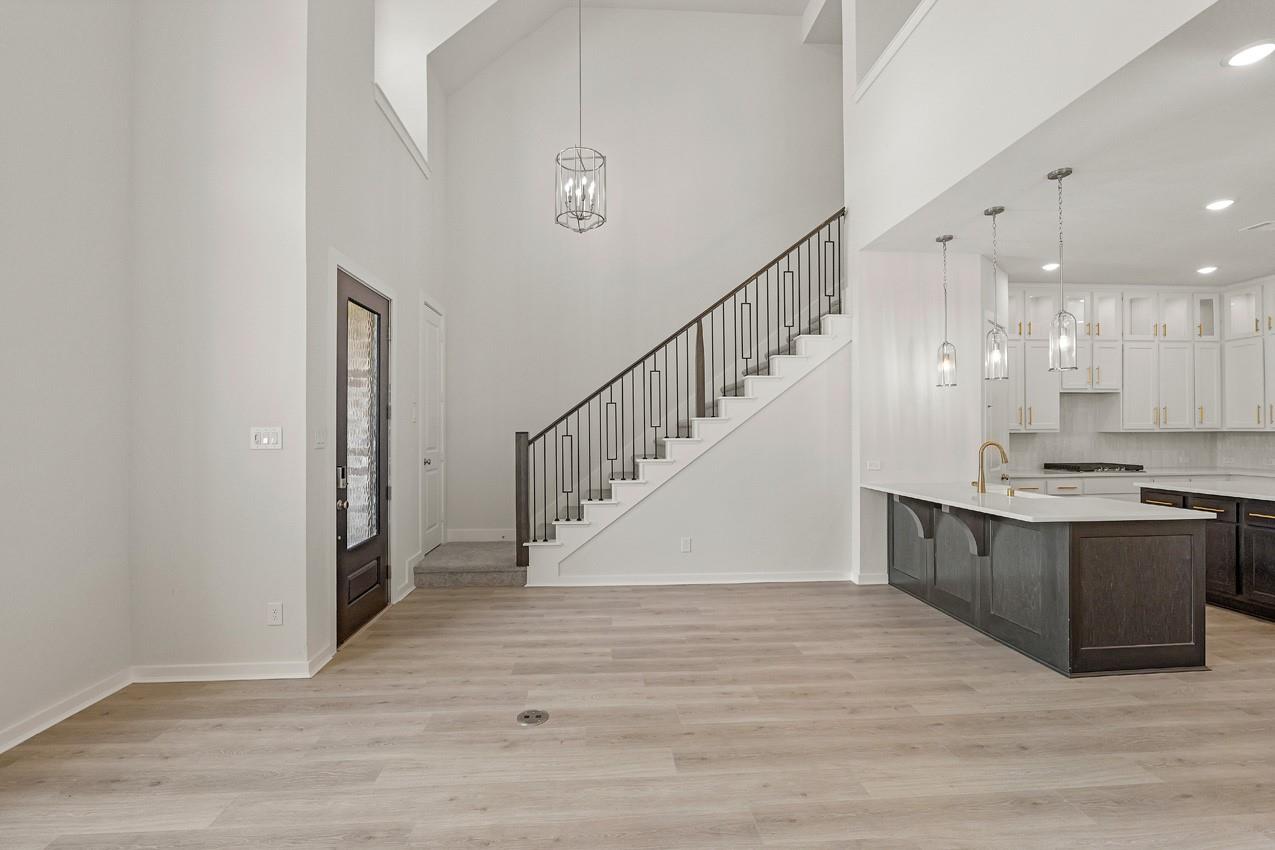 328 Fields Lane
