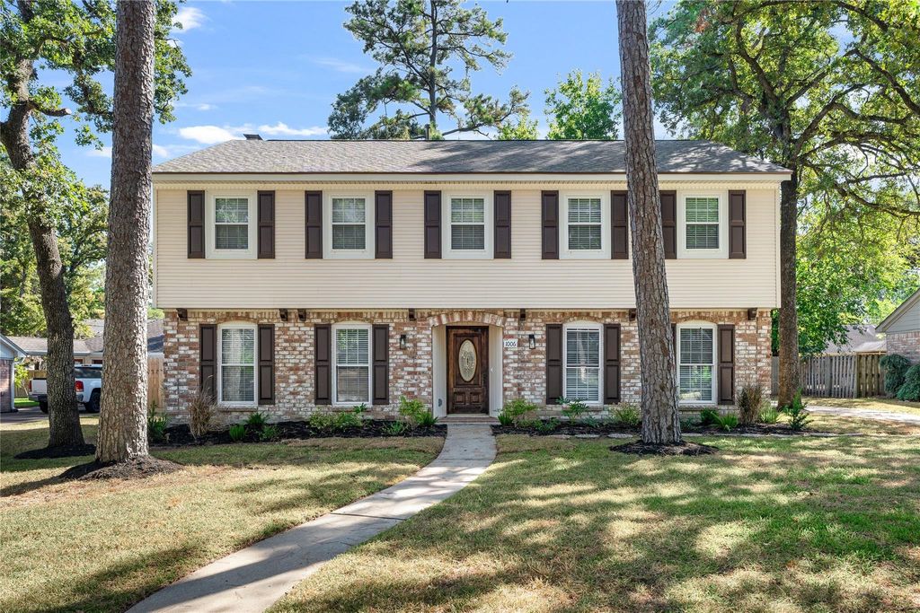 Photo of 1006 Glouchester Lane, Houston, TX 77073 (MLS # 96868295)