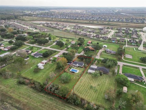 Photo of 12011 Cherry Point Drive, Mont Belvieu, TX 77535 (MLS # 52481083)