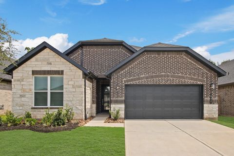 Photo of 412 Springfield Terrace Drive, Conroe, TX 77304 (MLS # 32898107)