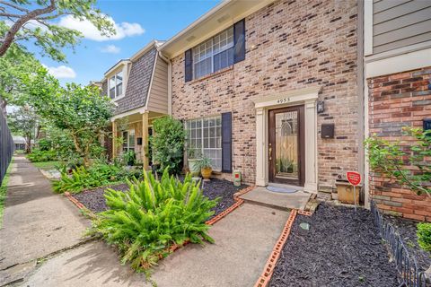 Townhouse For Sale - 4953 Lamonte Lane<br/> Harris County, Houston, TX 77092