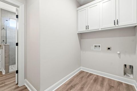 Tiny photo for 1208 Ada Street, New Waverly, TX 77358 (MLS # 33958021)
