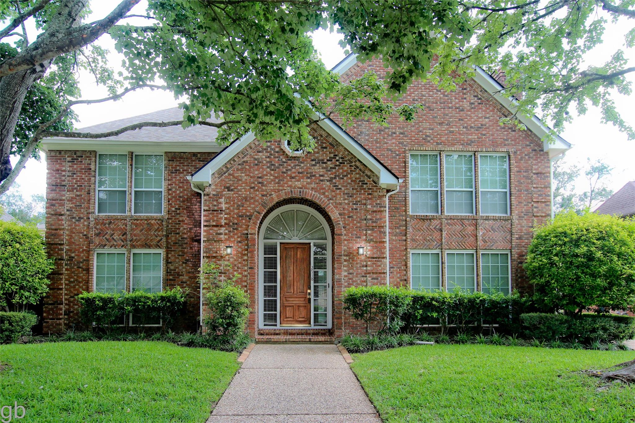 2918 Deer Creek Drive