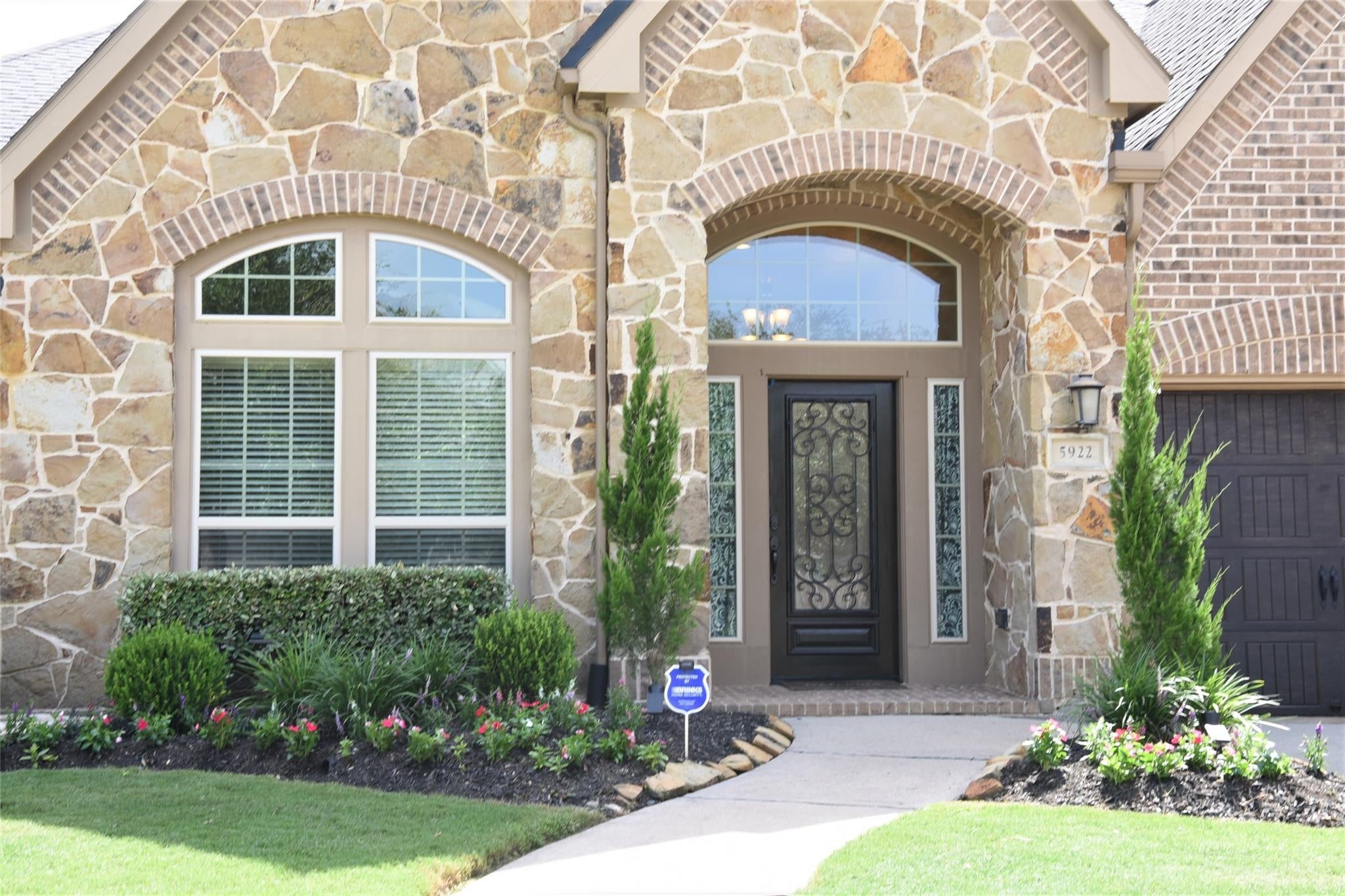 5922 Solara Ledge Lane