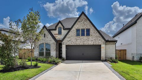 Photo of 419 Mathis Lake Lane, Conroe, TX 77304 (MLS # 24288559)