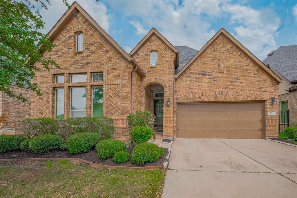 4942 Thunder Creek Lane