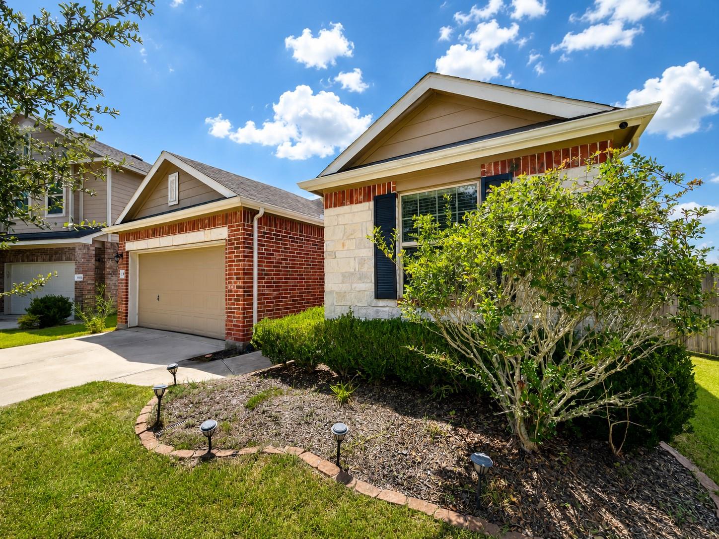 16203 Augusta Oaks Court