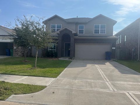 Photo of 110 Kelly Street, Angleton, TX 77515 (MLS # 35199952)