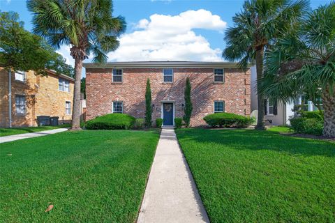 Photo of 4807 Denver Drive, Galveston, TX 77551 (MLS # 10158878)