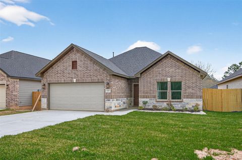 Photo of 1107 Lyle W Avenue, Cleveland, TX 77327 (MLS # 86661910)
