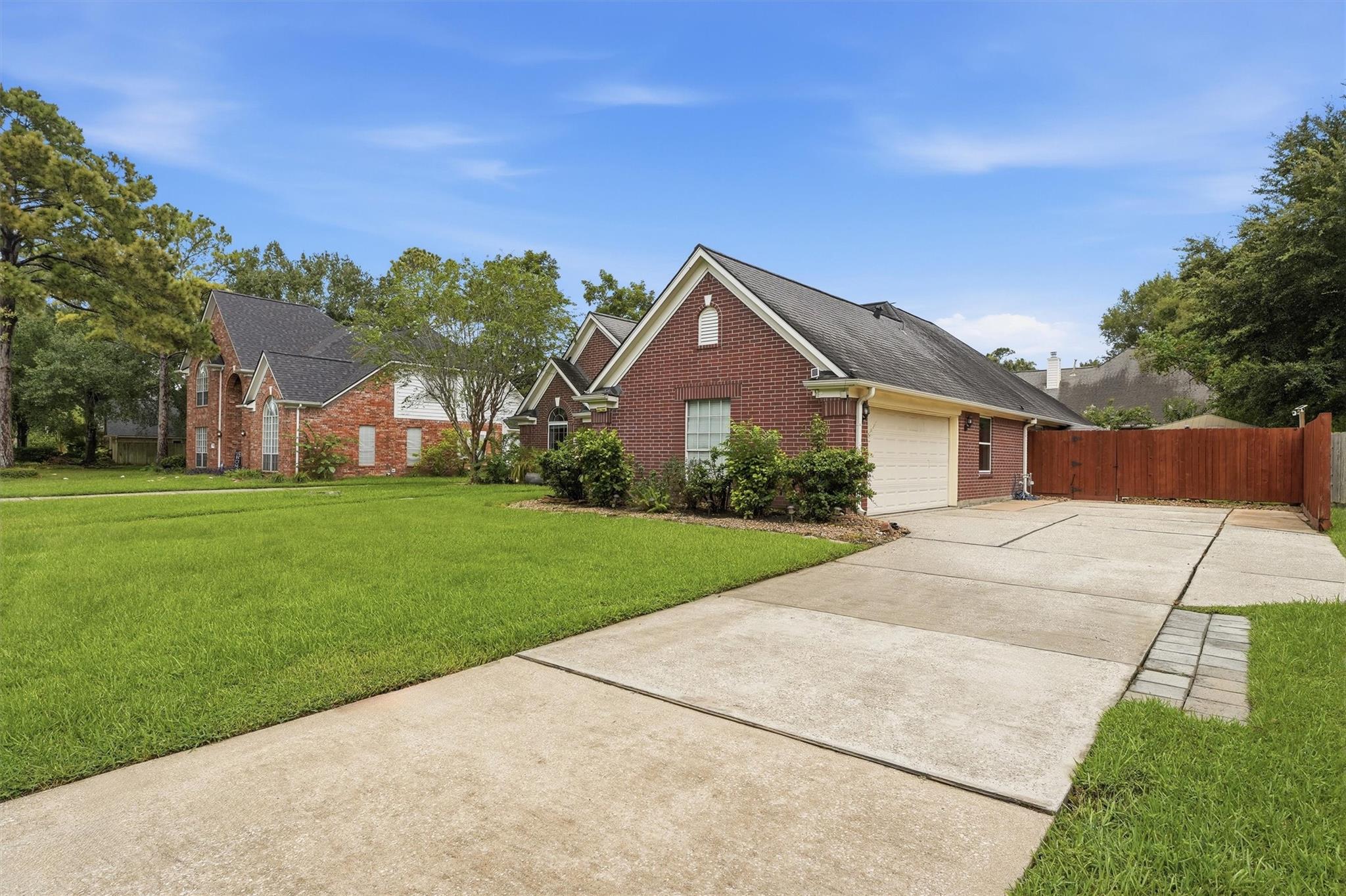 20007 Powerscourt Drive