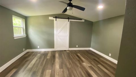 Tiny photo for 205 Collin Street, Livingston, TX 77351 (MLS # 7388210)