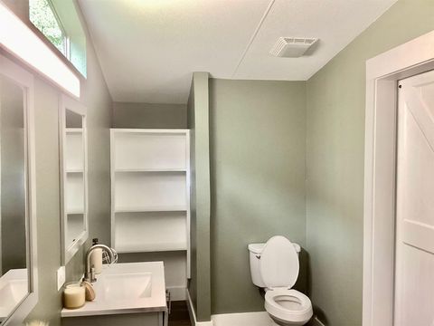 Tiny photo for 205 Collin Street, Livingston, TX 77351 (MLS # 7388210)