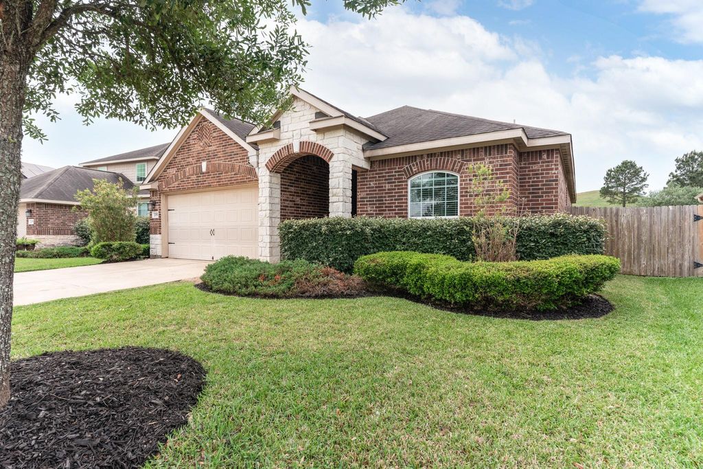 Photo of 20555 Iron Seat Drive, Hockley, TX 77447 (MLS # 49294336)