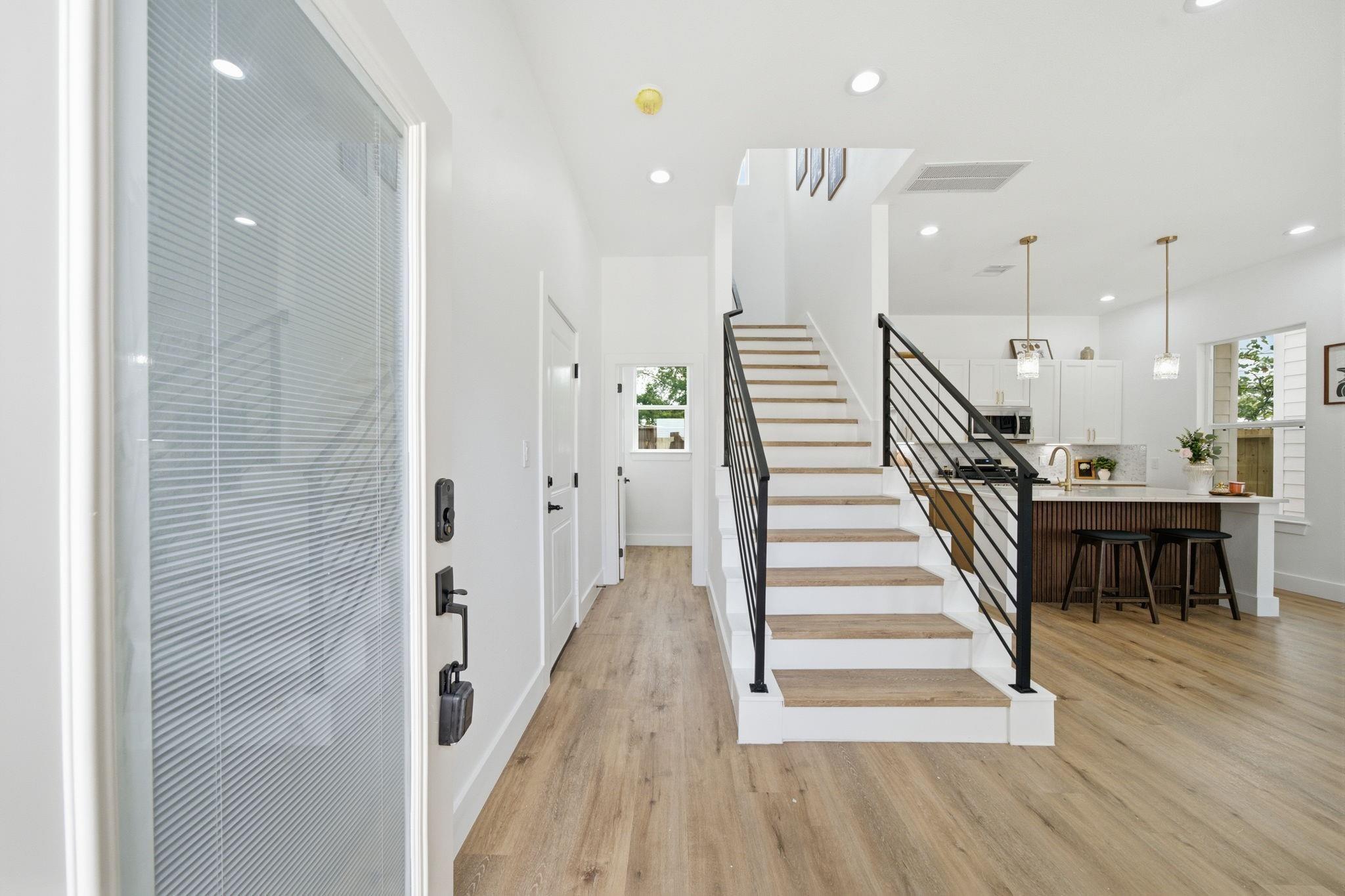 8908 Knoll Leaf Drive