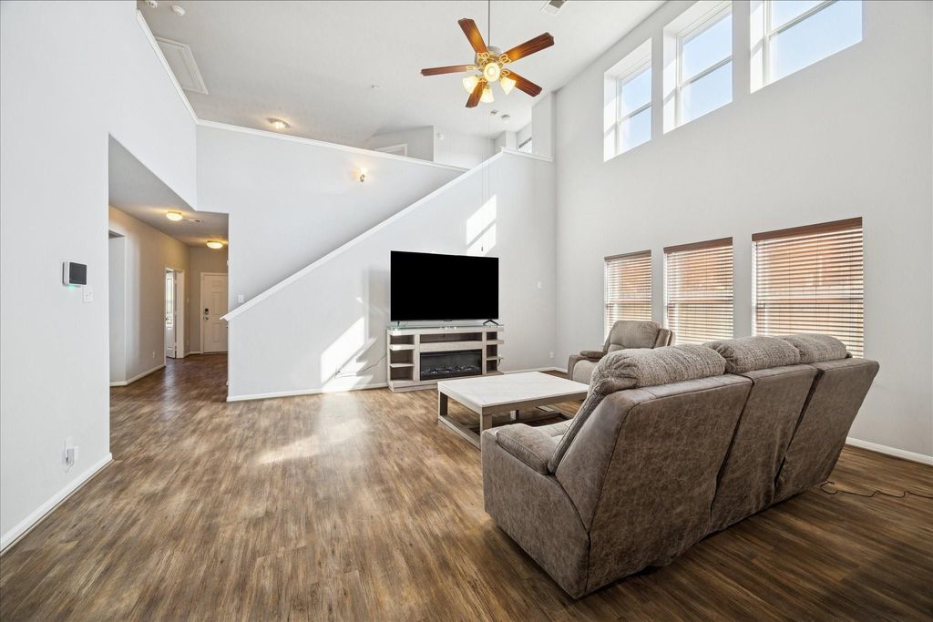 Photo of 7610 Retama Terrace Lane, Humble, TX 77338 (MLS # 52195407)