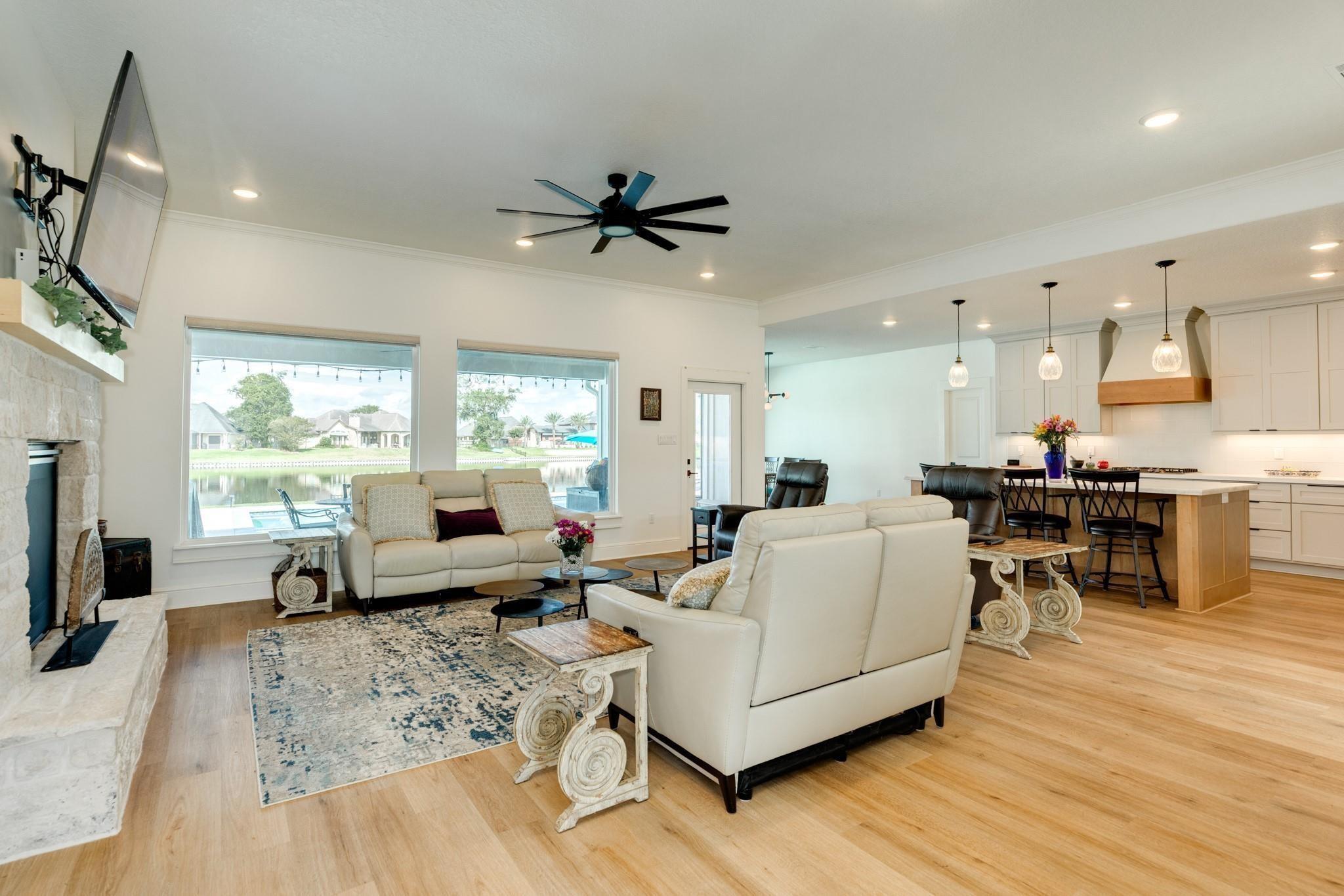 217 Arrowhead Drive