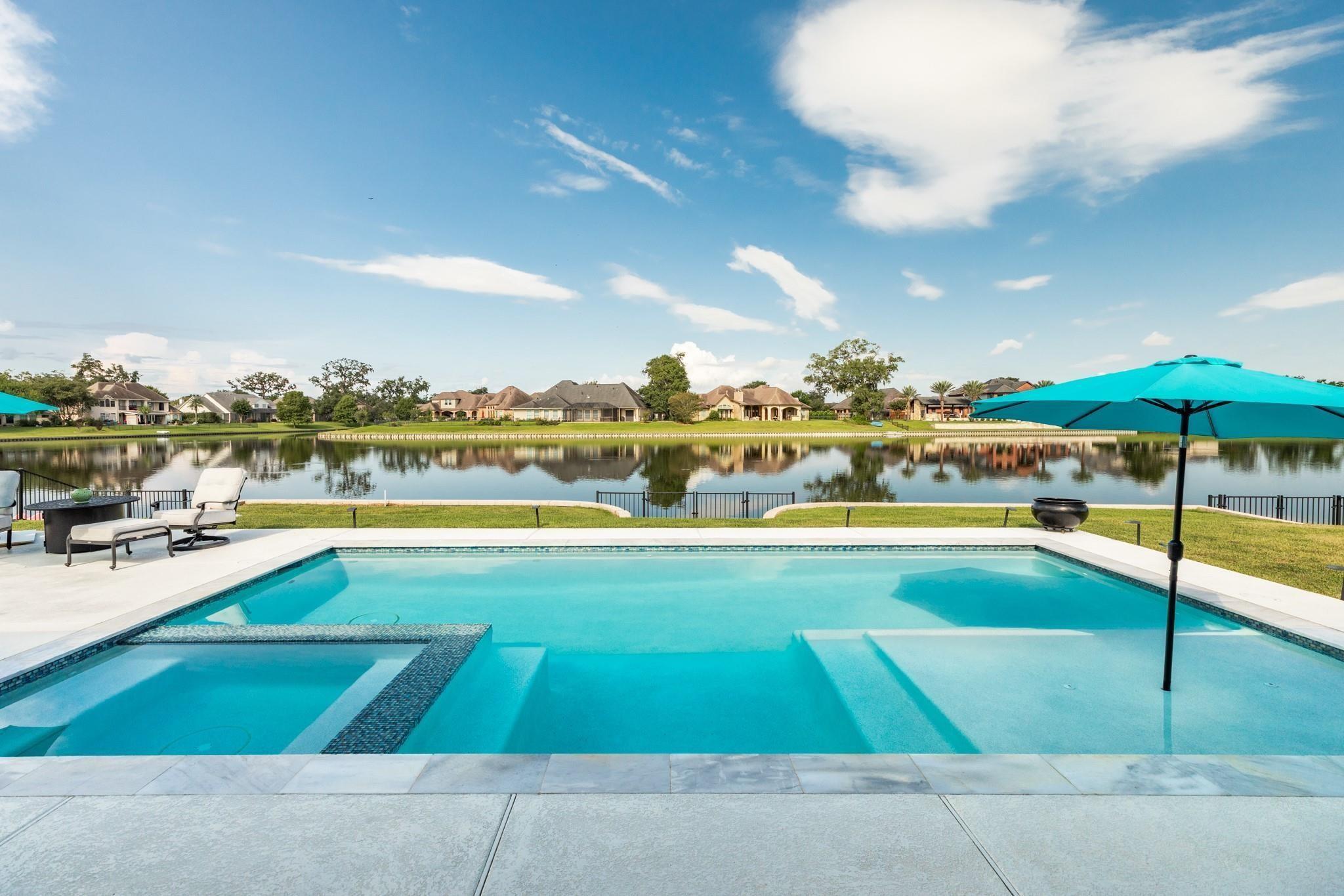 217 Arrowhead Drive