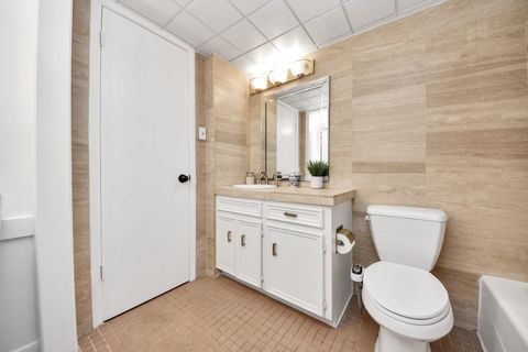 Tiny photo for 2711 Briarhurst Drive #18, Houston, TX 77057 (MLS # 83091951)