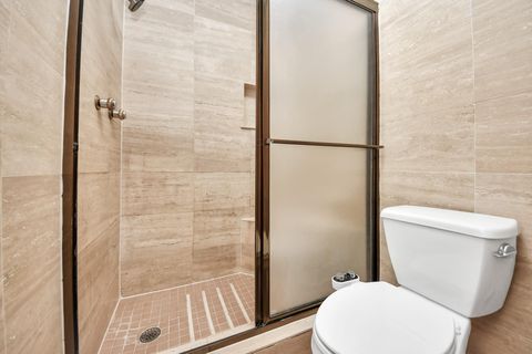 Tiny photo for 2711 Briarhurst Drive #18, Houston, TX 77057 (MLS # 83091951)