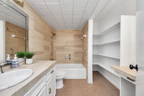 Tiny photo for 2711 Briarhurst Drive #18, Houston, TX 77057 (MLS # 83091951)