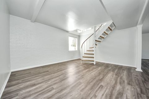 Tiny photo for 2711 Briarhurst Drive #18, Houston, TX 77057 (MLS # 83091951)