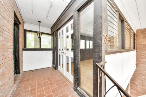 Tiny photo for 2711 Briarhurst Drive #18, Houston, TX 77057 (MLS # 83091951)