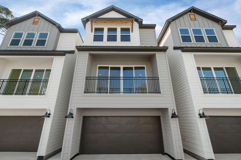 826 Curtin Street F Houston TX 77018