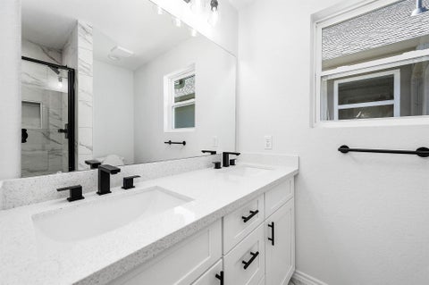 Tiny photo for 2018 Hampton Street #A, Houston, TX 77088 (MLS # 85325767)