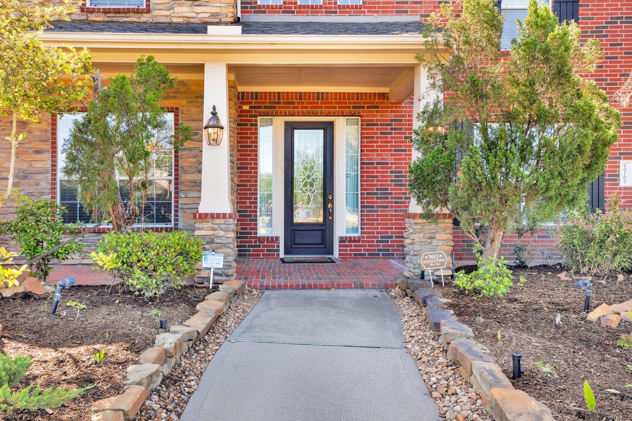 10102 Oak Motte Drive
