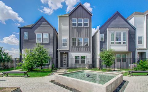 Photo of 8325 Springwood Creek Lane, Houston, TX 77055 (MLS # 67789457)