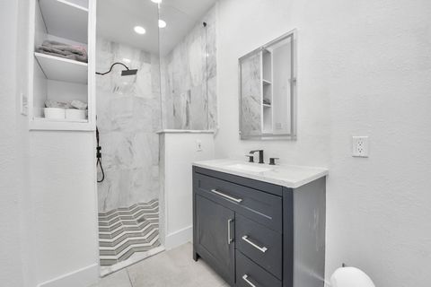 Tiny photo for 6833 Stone Haven Way, Houston, TX 77085 (MLS # 96326296)